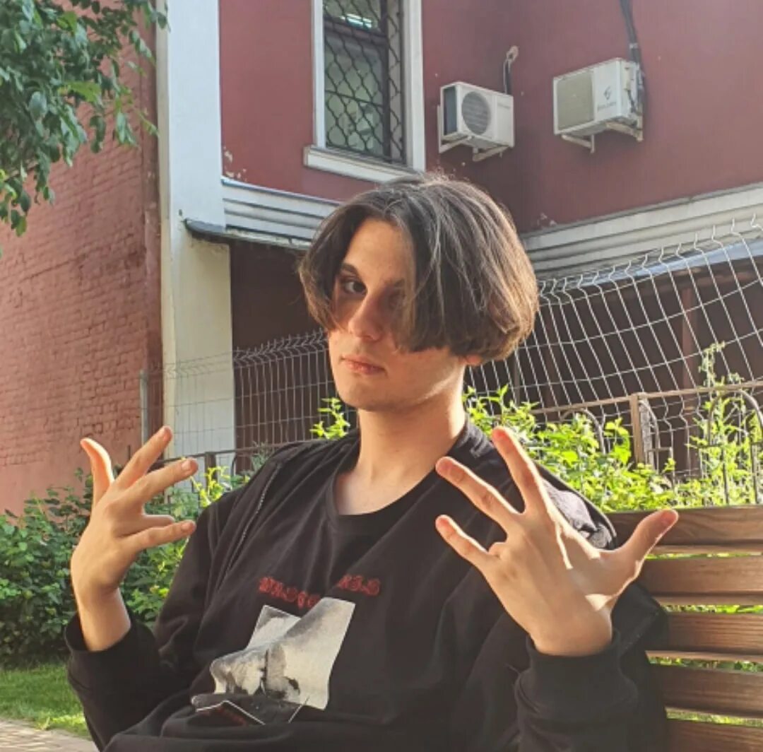 Группа полматери участники иван марголдин. Марголдин ваня. Марк голдин полматери. Иван марголдин полматери. Андрей абдрашитов полматери.