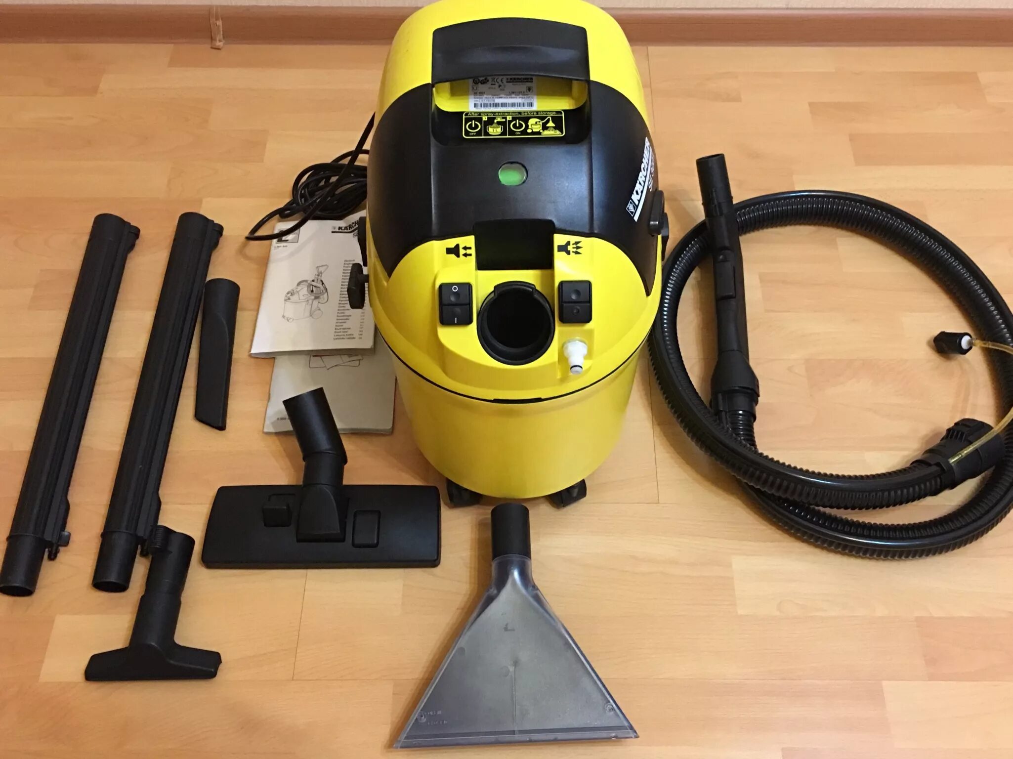 Пылесос керхер se. Пылесос Karcher 3001. Пылесос Кархер se 3001. Моющий пылесос Karcher se 3001. Karcher 3001 моющий пылесос.