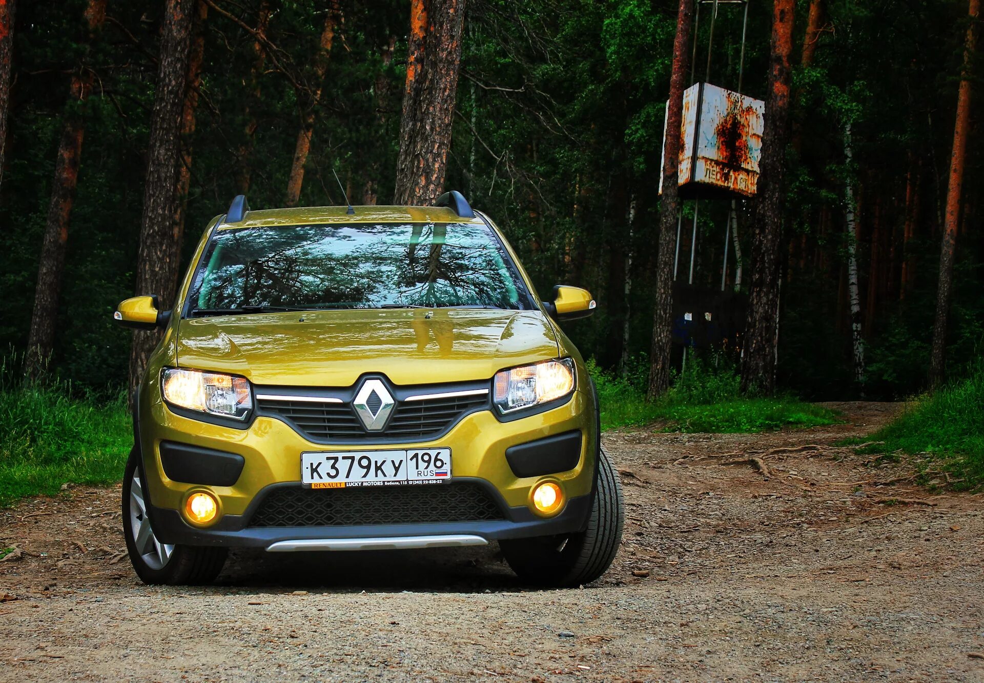 Sandero stepway ii. Сандеро степвей 2. Рено Сандеро степвей. Renault Сандеро степвей 2. Рено Сандеро стаб Вей 2.