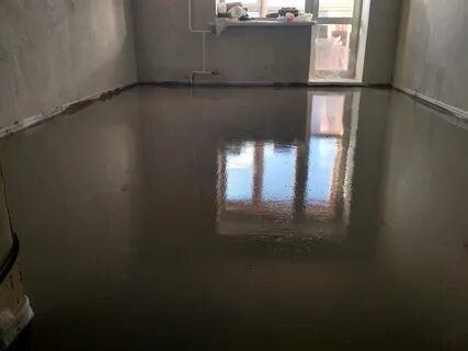 Заливки стяжки пола в квартире