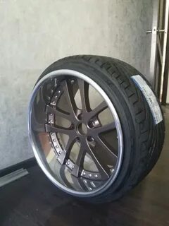235 50 r19