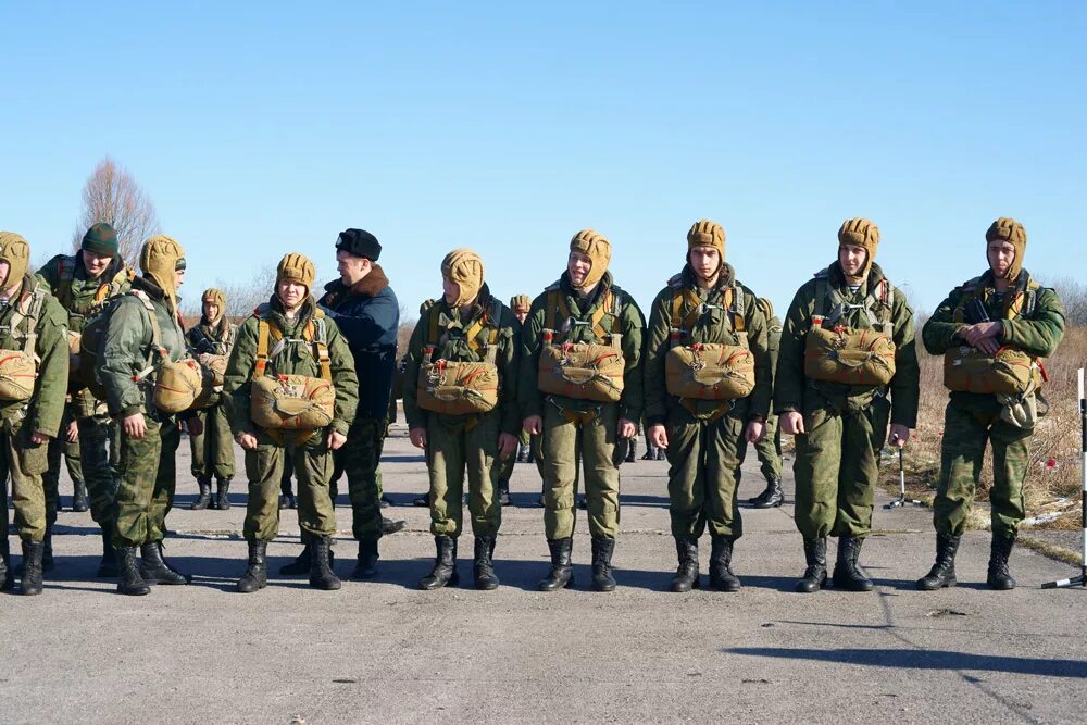 Шеврон мп 336 обрмп. Аргунское ущелье чечня 2001 год. 77 рота. Гсвг згв вюнсдорф. 155 обрмп тоф.