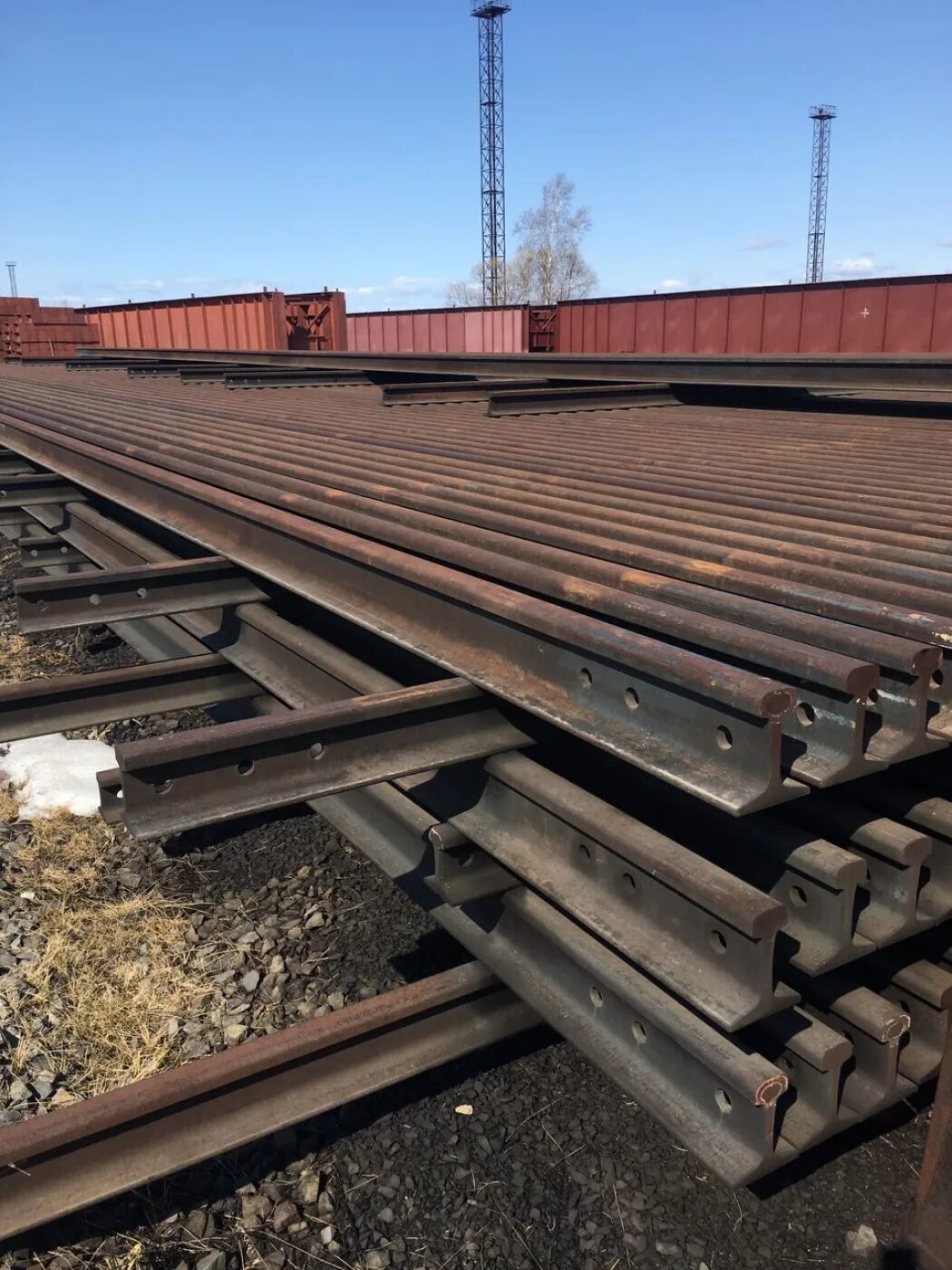 морской контейнер 20 футов высокий. рельсы р65. тн самовывоз. пэт бутылка в кипах. тн самовывоз.