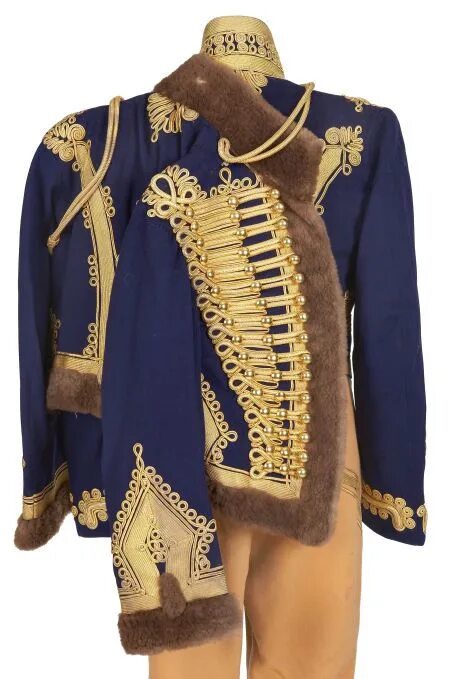 Гусарские мундиры 1812. Венгерка доломан. Гусарский ментик 1812. Доломан одежда. Форма гусара 1812.