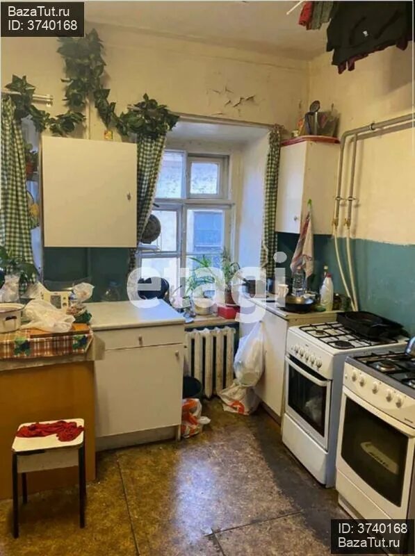 Сосед продает комнату в коммуналке. Чайковского 65-67 СПБ. Коммуналка квартира на ул Чайковского Санкт-Петербург. Шестикомнатная коммуналка это как.