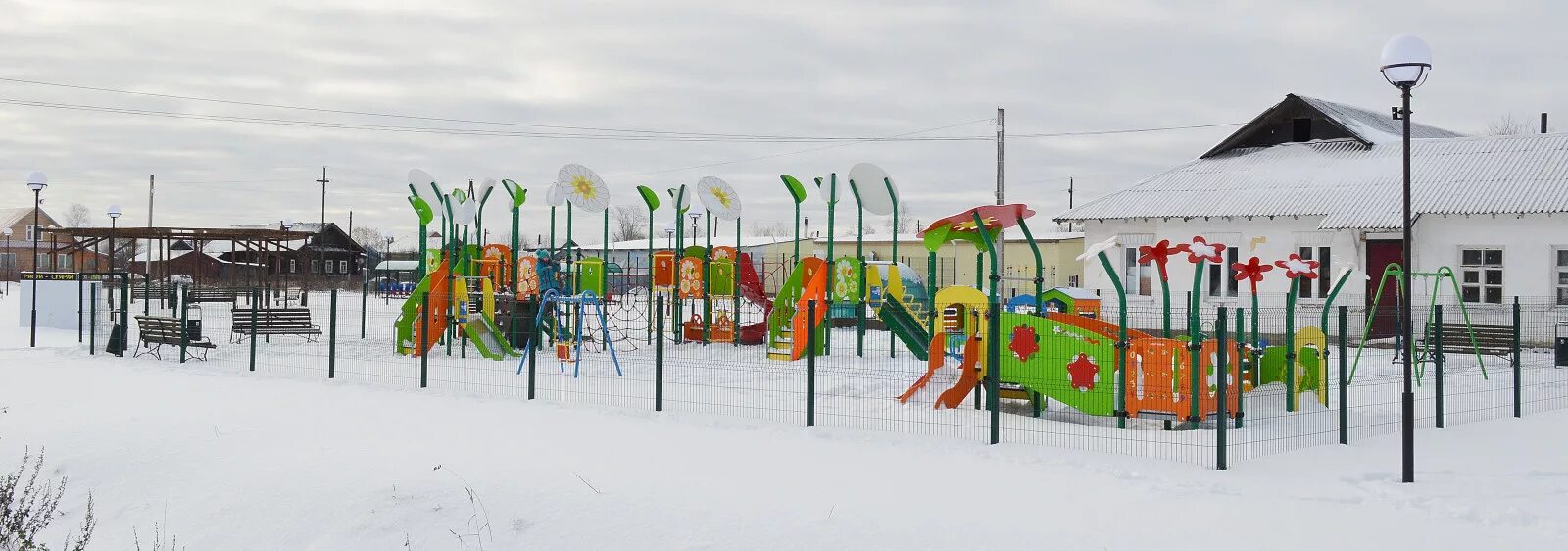 Нижегородская область городская среда. Сквер в Шахунье. Сквер на улице Ленина Шахунья. Парк города Шахунья. Шахунья Нижегородская область.