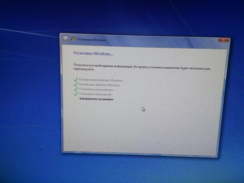 Установка виндовс после перезагрузки. Установка Windows. Установка Windows 7. Установка виндовс 7. Окно установки Windows 7.