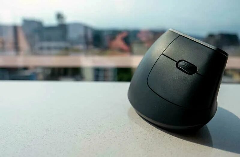 Мышь logitech mx vertical. Logitech mx vertical. logitech ms vertical. вертикальная мышь с трекболом. logitech mx pink vertical.