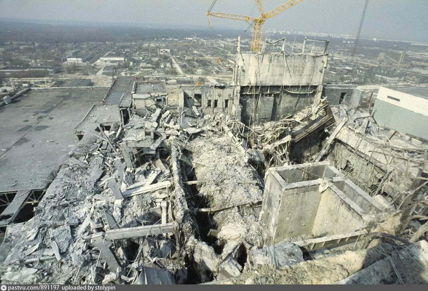 Что будет 26 апреля. 4 Энергоблок Чернобыльской АЭС 1986. 4 Энергоблок ЧАЭС 1986 года 26 апреля. Припять ЧАЭС 1986. Разрушенный 4 энергоблок ЧАЭС.