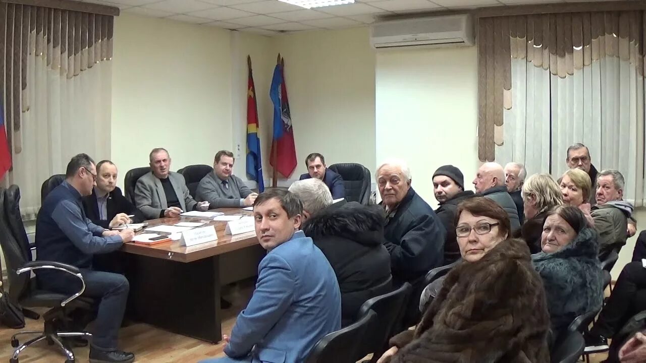 Управа ярославский. Управа ярославский. Управа района ярославский города москвы глава управы. Встреча с жителями в управе. Сотрудники управы ярославского района.