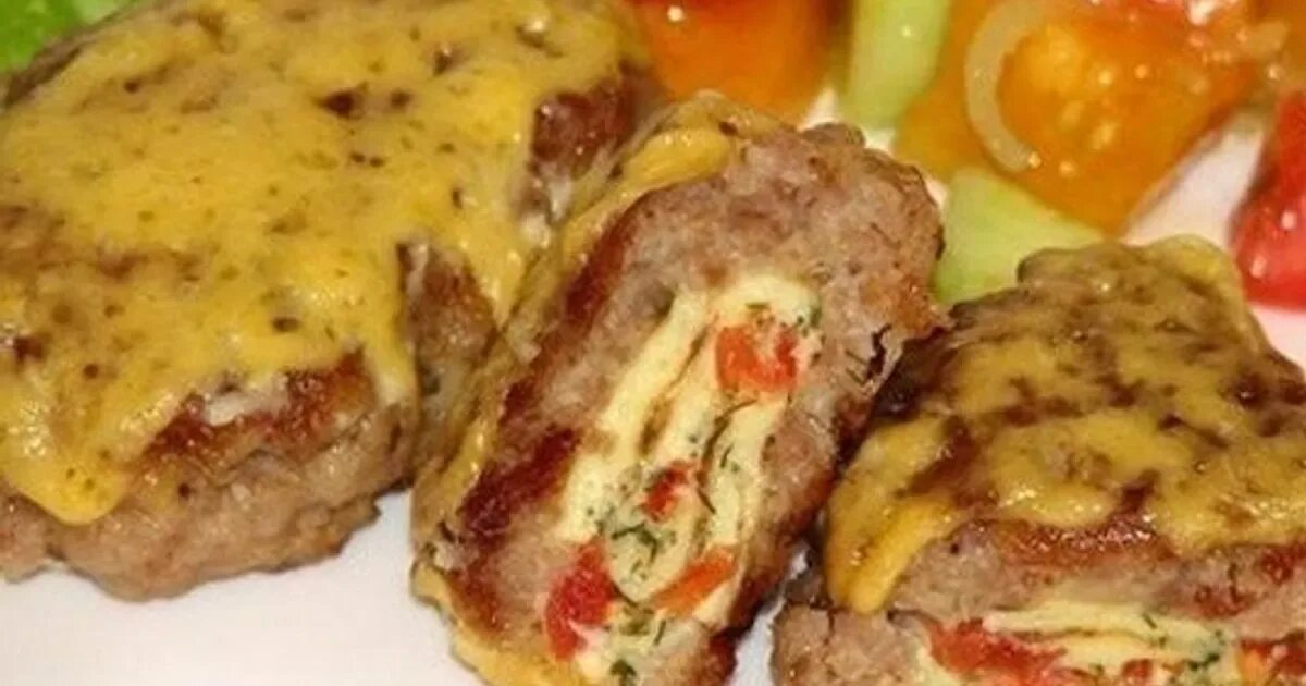Сочные зразы. Вкусное второе блюдо. Вторые блюда из фарша. Быстрый ужин из фарша. Зразы мясные с яйцом.