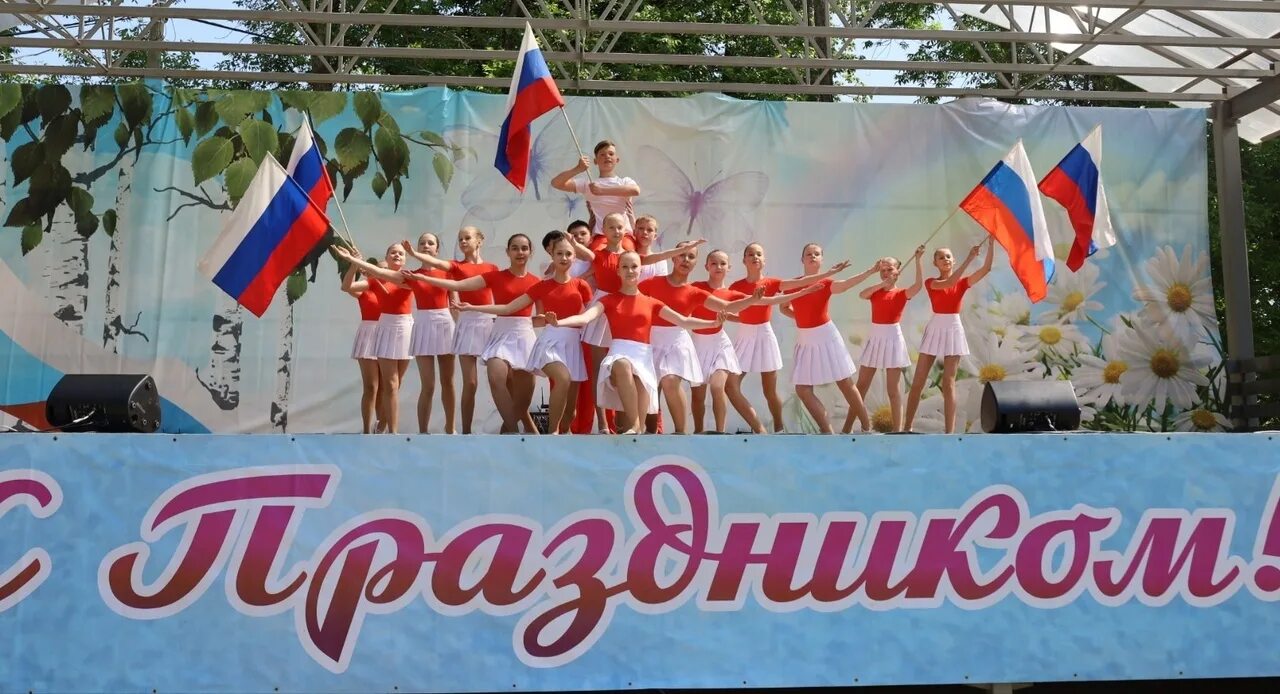 День химика волхов 2023. Волхов 2023. Волховская гэс 1942. Мосты в кириши рекой волхов. Город чудово новгородской области.