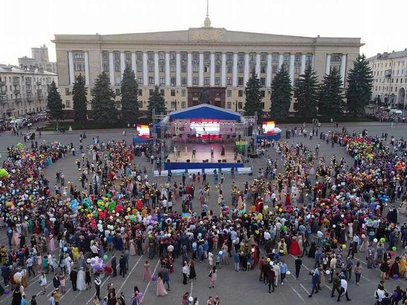 Какое сегодня мероприятие на площади ленина. Соборная площадь липецк. соборная площадь (липецк) площади липецка. площадь ленина-соборная липецк. соборная площадь воронеж.