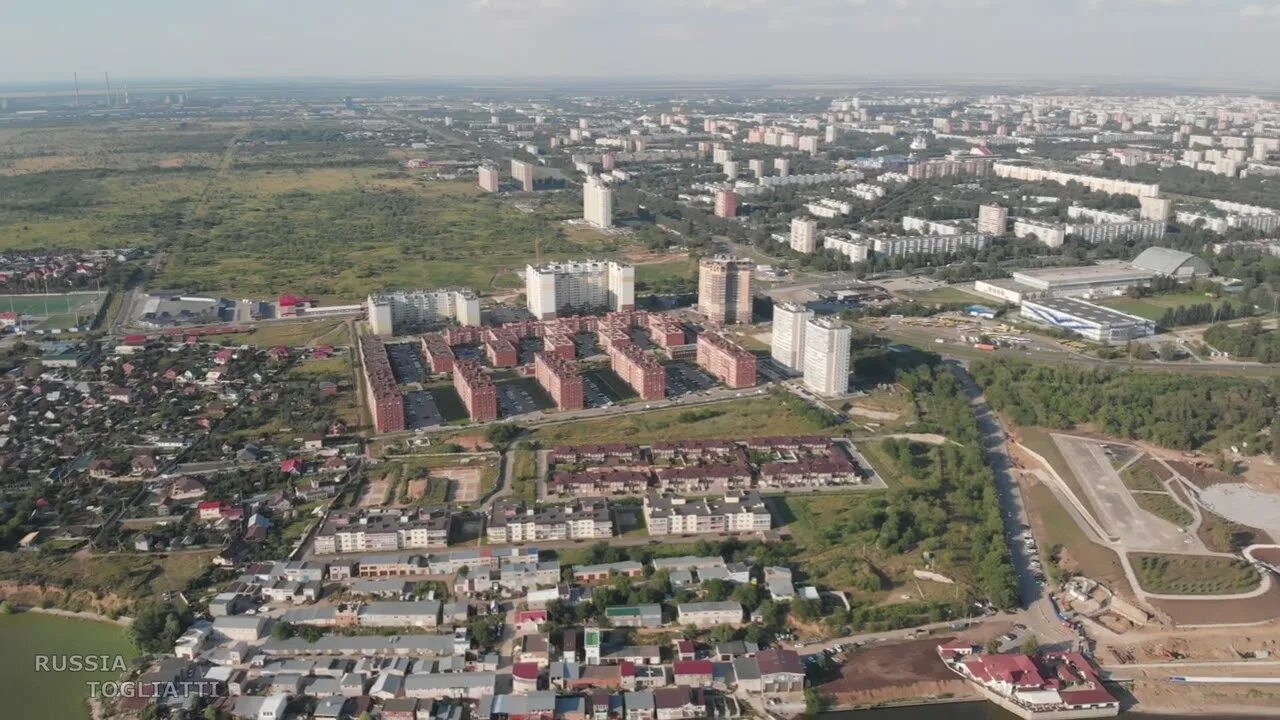 Вид тольятти с высоты птичьего полета. Тольятти с высоты. Республика тольятти. Городской округ тольятти. Тольятти с высоты птичьего полета.