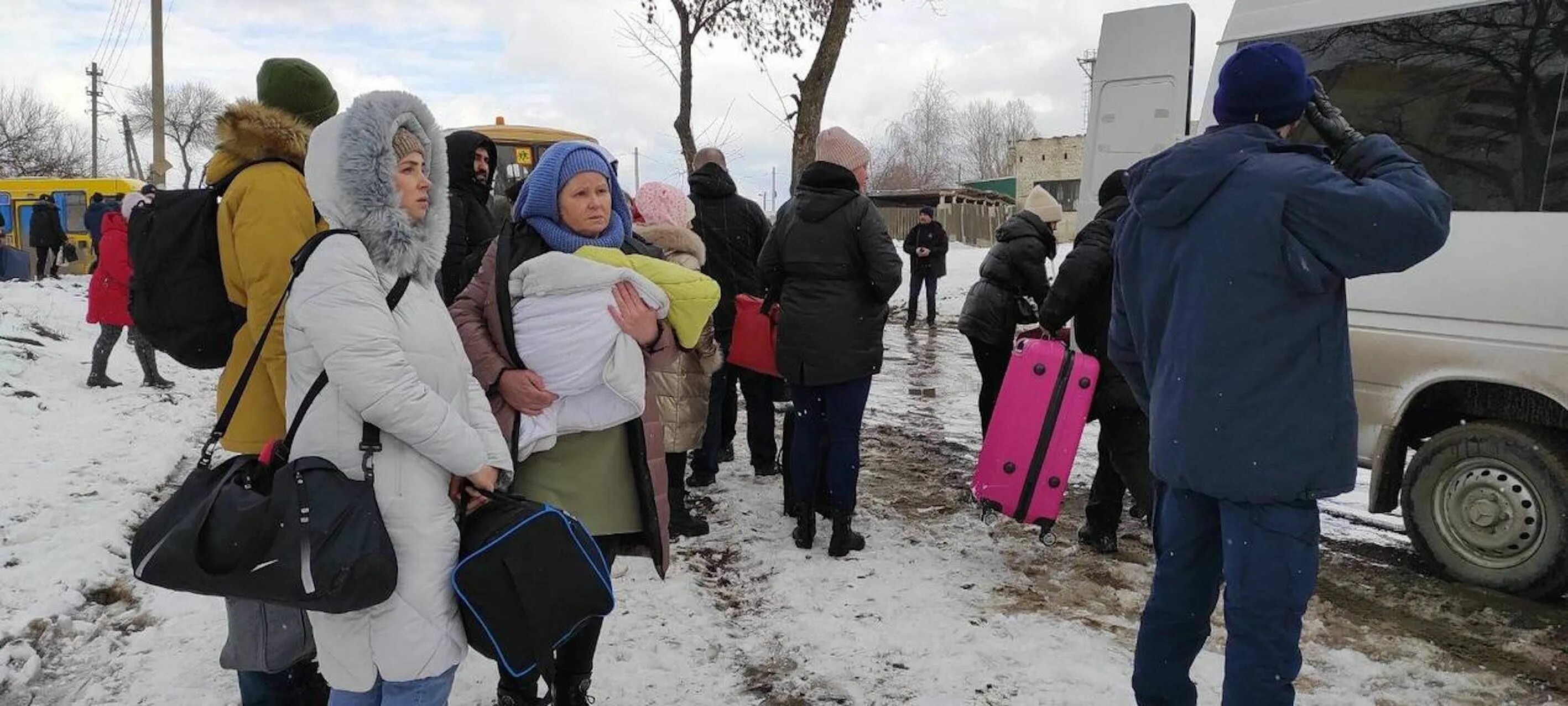 Новости сумы сегодня свежие события. Эвакуация детей. Эвакуация населения. Население города.