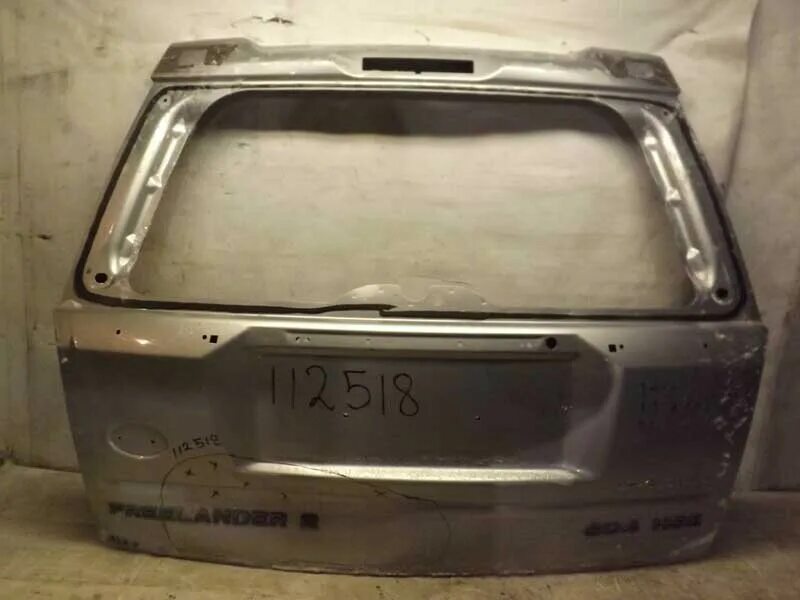 Панель двери багажника фрилендер 2. Двери багажника фрилендер 2. Двери багажника фрилендер 2. Freelander 2 ручка багажника. Дверь багажника land rover range rover 1997.