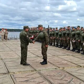 Войска встали