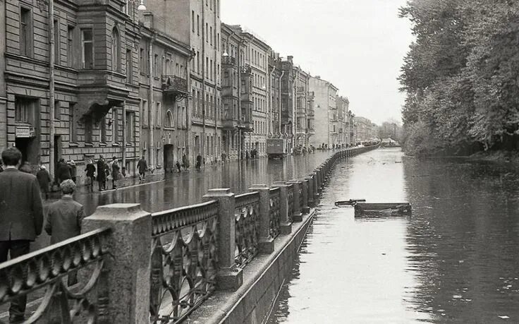 Канал Грибоедова. Итальянский мост. 1970-1974 гг. Автор: Бунин М.С. St petersbur