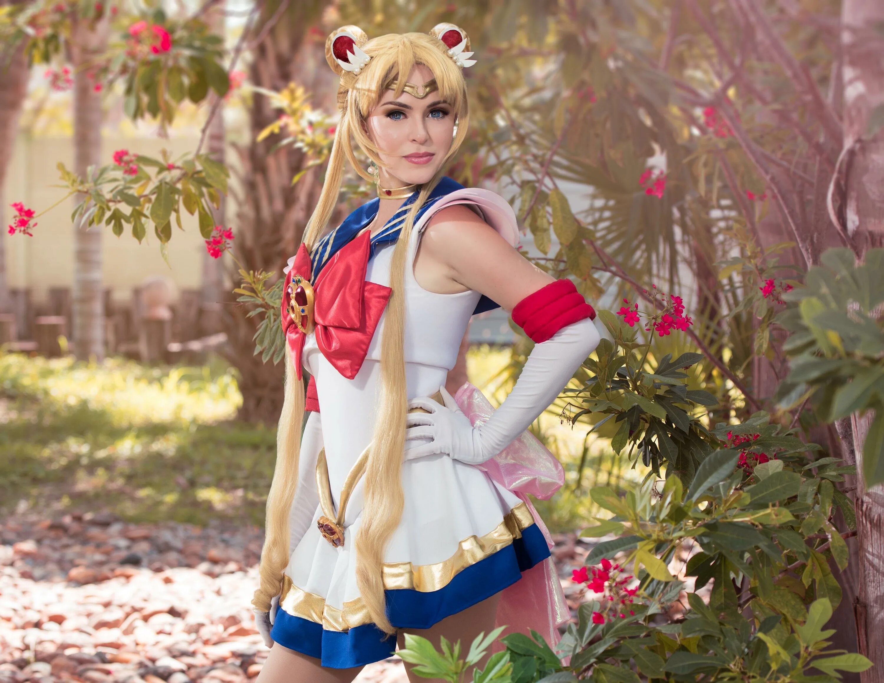 Сэйлормун косплей. Sailor Moon Cosplay. Sailor Moon косплей. Клеофина косплеер.