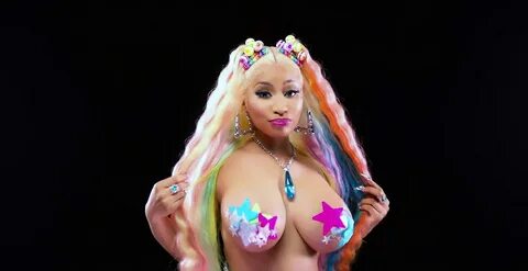 Nicki Minaj Sexy in Trollz Music Video.