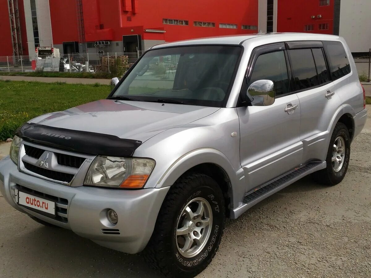 Mitsubishi Pajero 2006. Митсубиси Паджеро 2006 года. Mitsubishi Pajero до 2006. Mitsubishi Pajero 3 Рестайлинг.