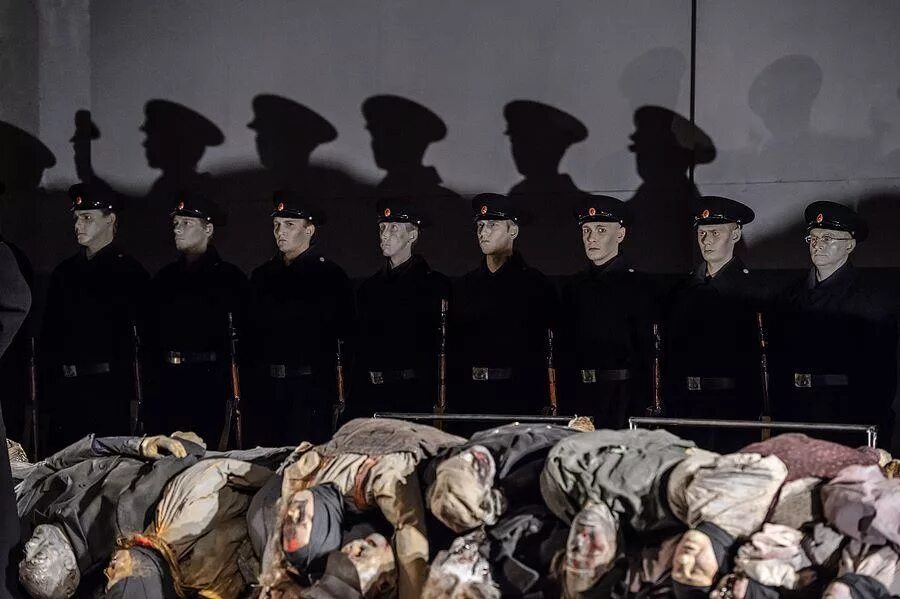 Постановки бдт. Губернатор могучий бдт. бдт губернатор спектакль. могучий бдт товстоногова.