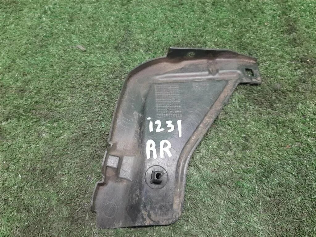 Пыльник тойота королла 120. Пыльник стойки corolla 120. Пыльник toyota isis. Пыльник фары toyota yaris. Пыльник тойота королла 120.