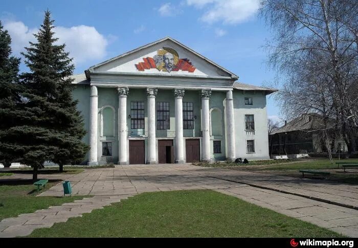 Золотое 2 луганская область. Золотое 1 луганская область. Золотое 3 луганская область. Золотое луганская область. Лисичанск на карте лнр.