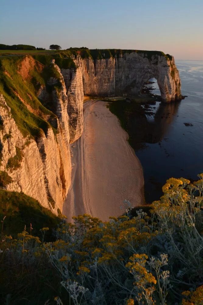 Природные памятники на территории франции. Природные памятники португалии. северная франция. северная франция фото.