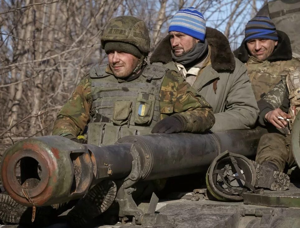 бои в районе дебальцева. дебальцево новости последнего часа. дебальцевская операция 2015. новости дебальцево. прилет града.