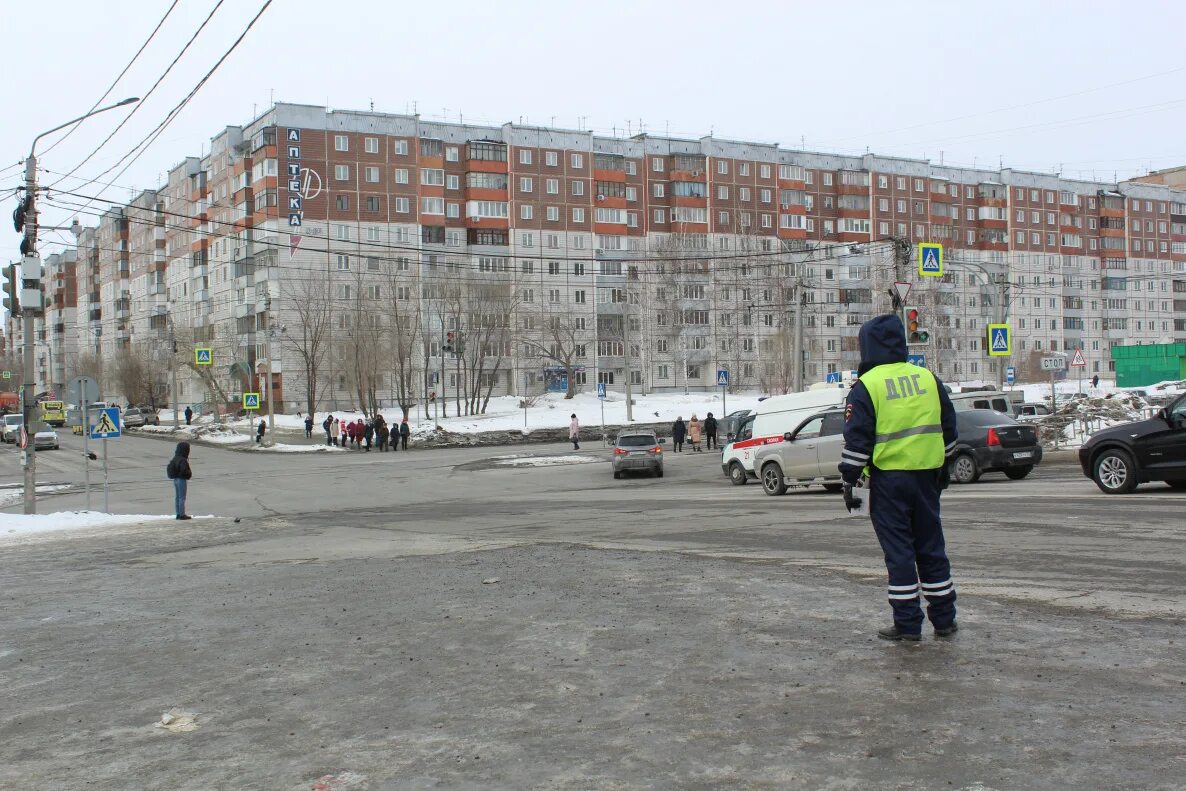 ДПС Барнаул. ГИБДД Барнаул. Отделение ГИБДД Барнаул. ГАИ Барнаул сотрудники ГИБДД. Сайт гибдд барнаул