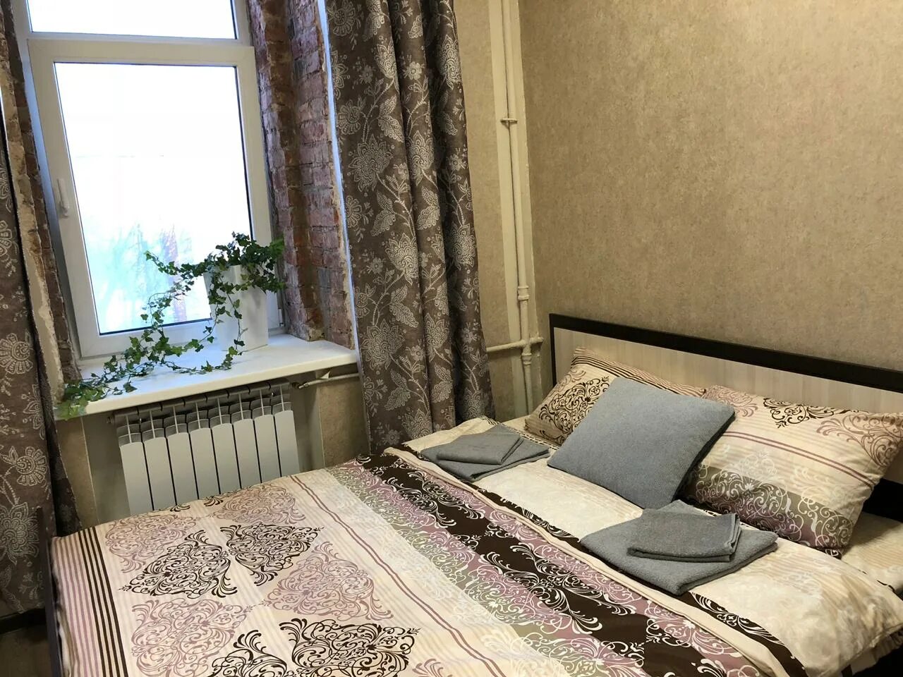 Комната метро домодедово. Гостиница рядом с метро парк культуры москва.