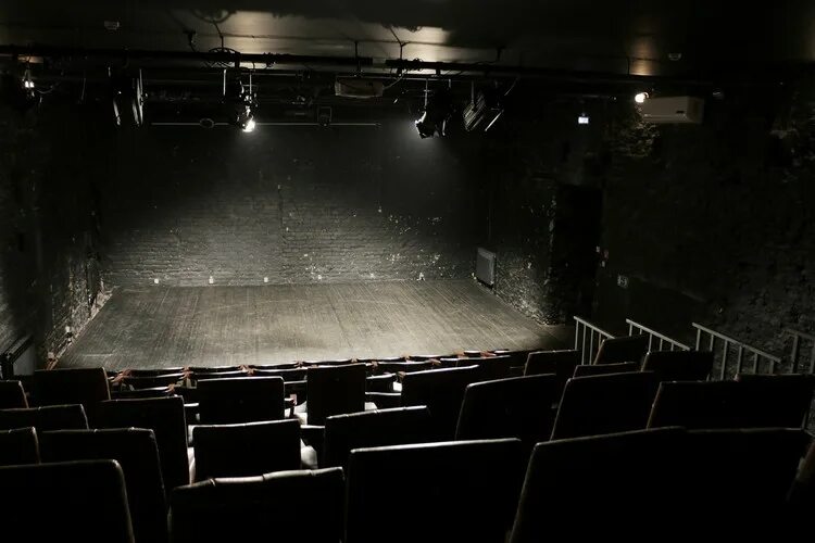 Макаронка ростов-на-дону театр. Арт-центр makaronka в ростове на дону. Театрально-выставочный центр макаронка. Арт-центр makaronka в ростове на дону. Макаронка.