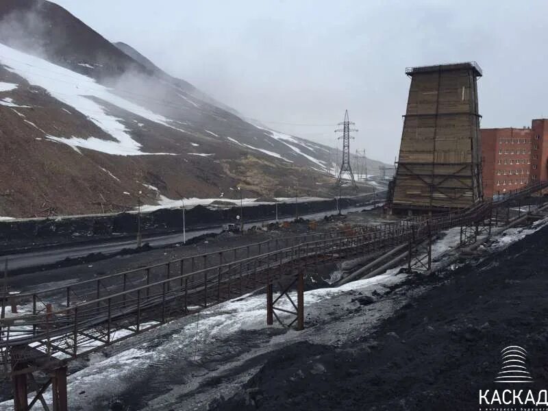 Норникель рудник талнах вахта. Каскад норильск. Сму 47 норильск. Каскад авто норильск. Рудник здание.