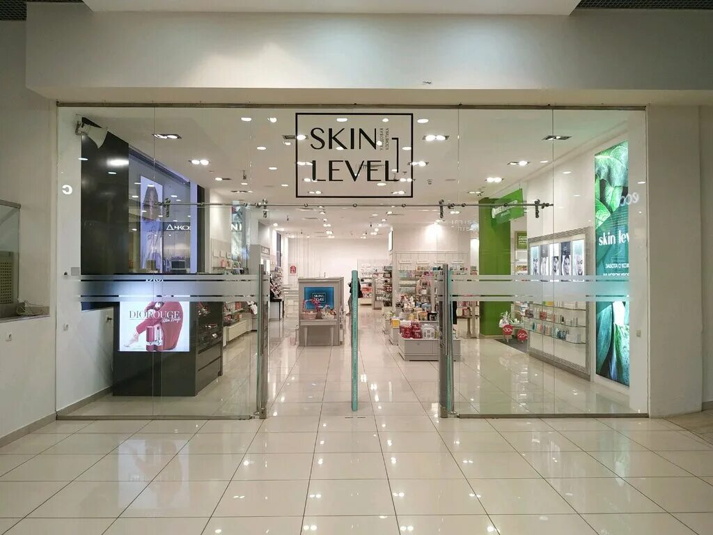 Level store. Ярагского 30 Махачкала. Visage Hall Махачкала. Визаж на Ярагского. Скин левел Махачкала.