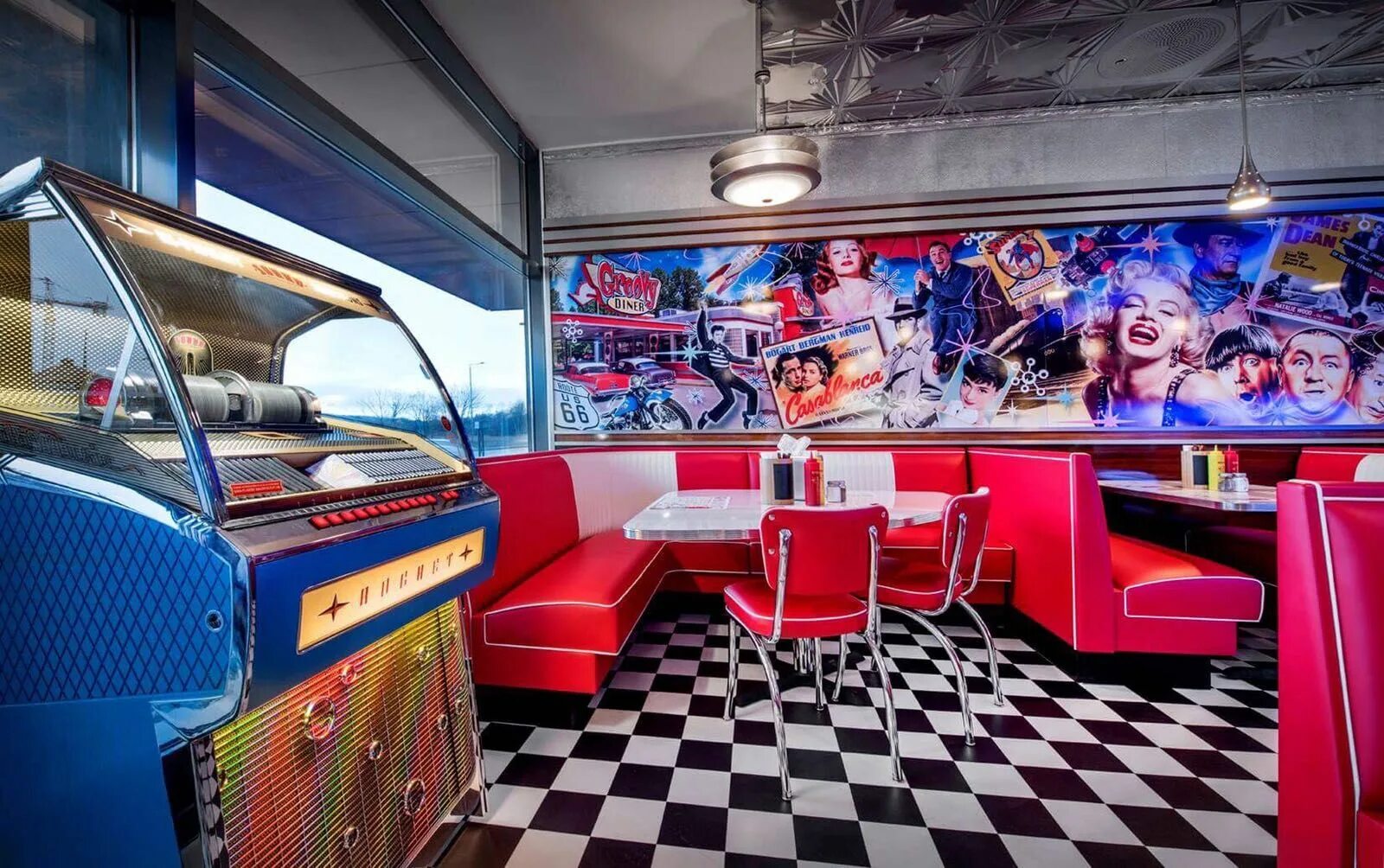 Has 50 s. 50s Diner. Кафе ретро-Дайнер. Американский Дайнер. Дайнер в Америке 60-х.