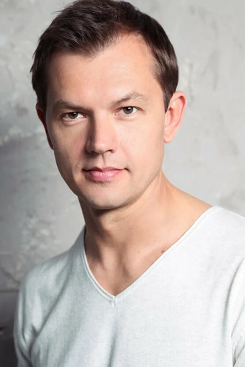 Сколько лет актеру алексею