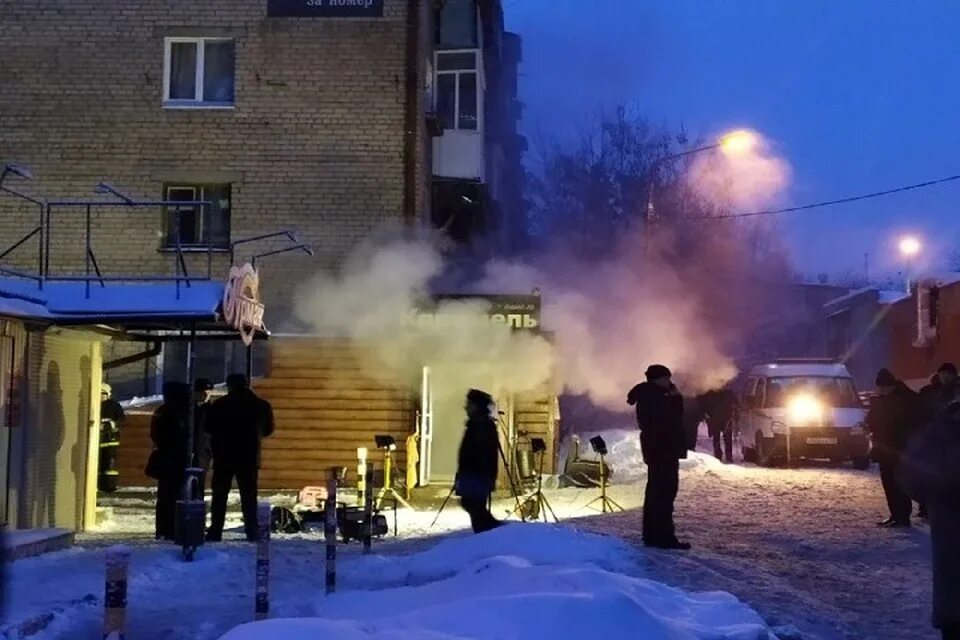 Прорыв пермь. Гостиница карамель пермь прорыв трубы. карамель гостиница пермь прорвало трубу. прорыв трубы пермь. отель карамель пермь трагедия.