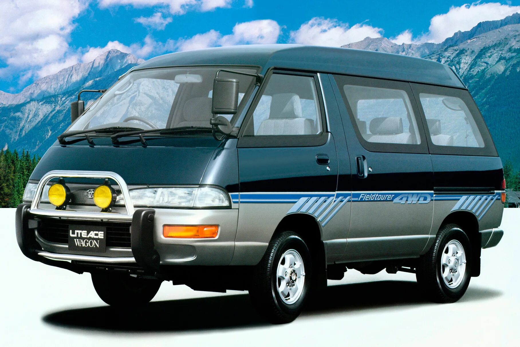 Ван айс 2. Тойота Lite Ace. Toyota Town Ace. Toyota Lite Ace 4wd. Toyota LITEACE Wagon.