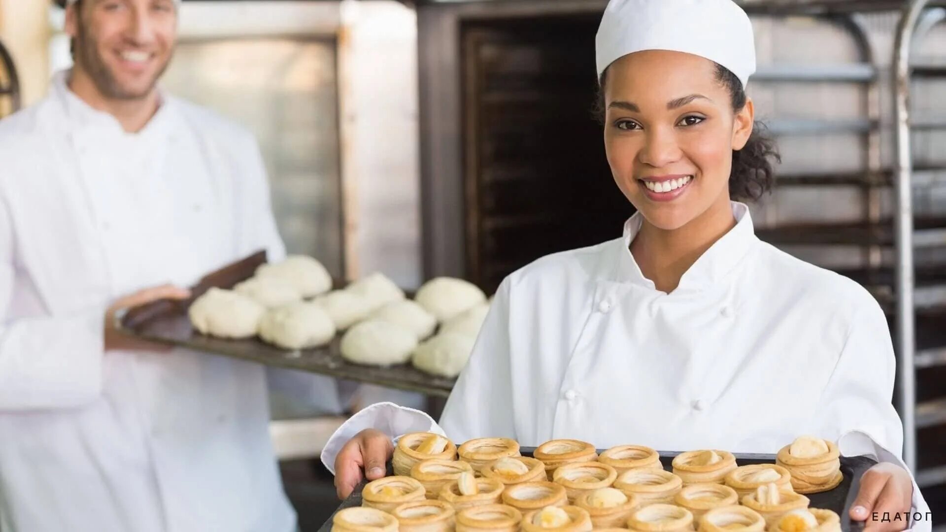 Рабочая профессия пекарь. Рабочая профессия пекарь. Пекарня рабочие. Рабочая профессия пекарь. Профессия пекарь.