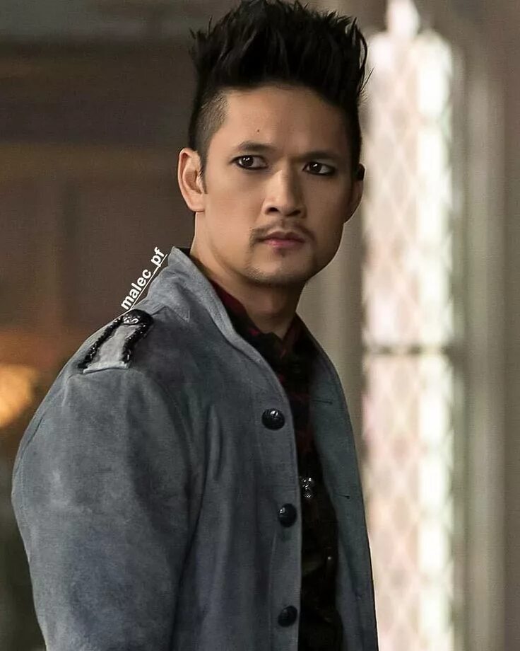 Магнус Бейн. Сумеречные охотники Магнус. Magnus bane