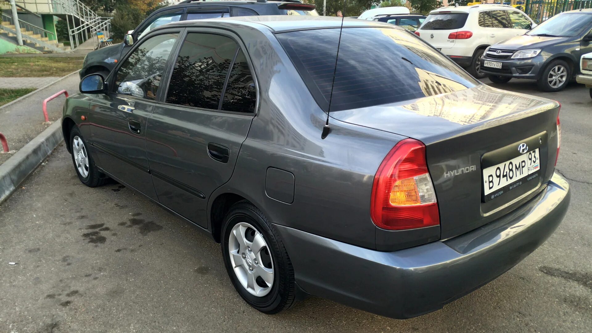 Хендай акцент авито. Авторазбор 72 хендай акцент. Hyundai accent 2 1999-2012. Hyundai accent 2 1999-2012. Авито акцент уфа.