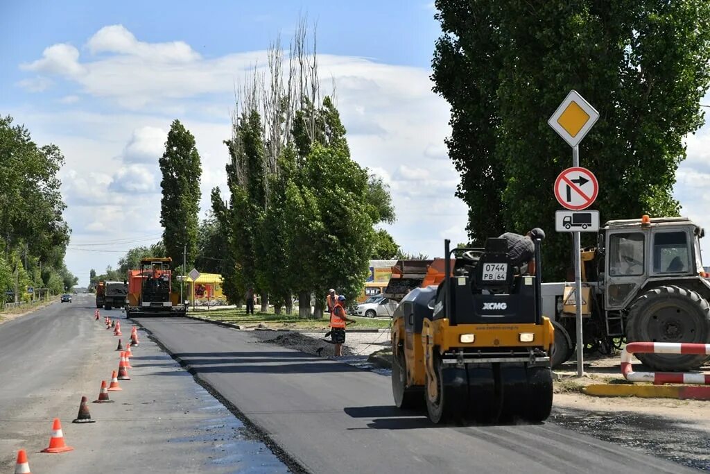 Транзитные дороги. Транзитная дорога. Дороги в Пугачеве Саратовской области 2022. Европейской транзитной дороги е-60.