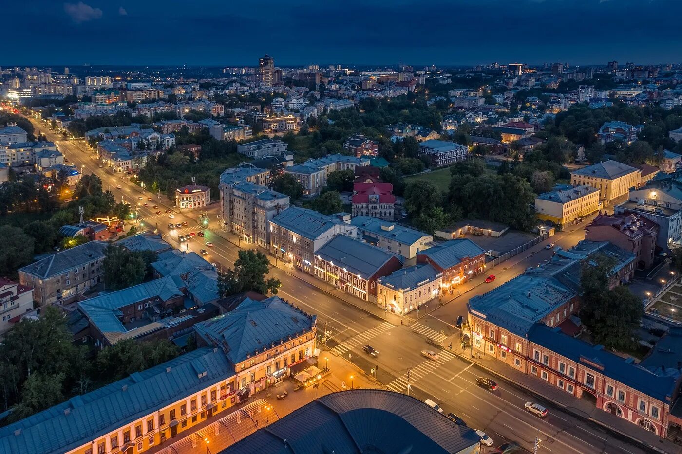 Киров центр города. Вятка центр города. Ленина Спасская Киров. Город Киров исторический центр. Б н киров