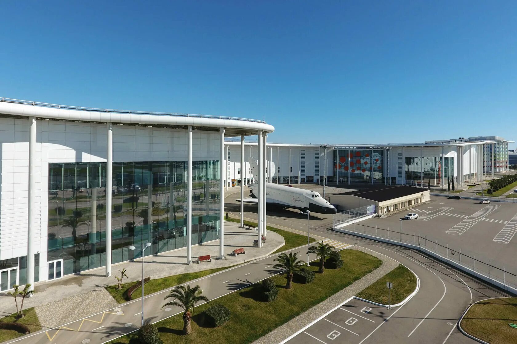 Территория сириуса в адлере. Ученики сириуса. Научный парк сириус. Технопарк сириус. Парк науки и сириус искусства сириус.