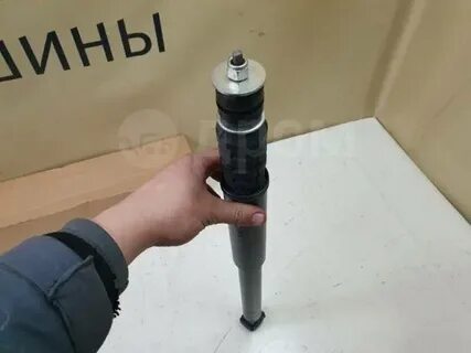 Задний амортизатор ниссан g15