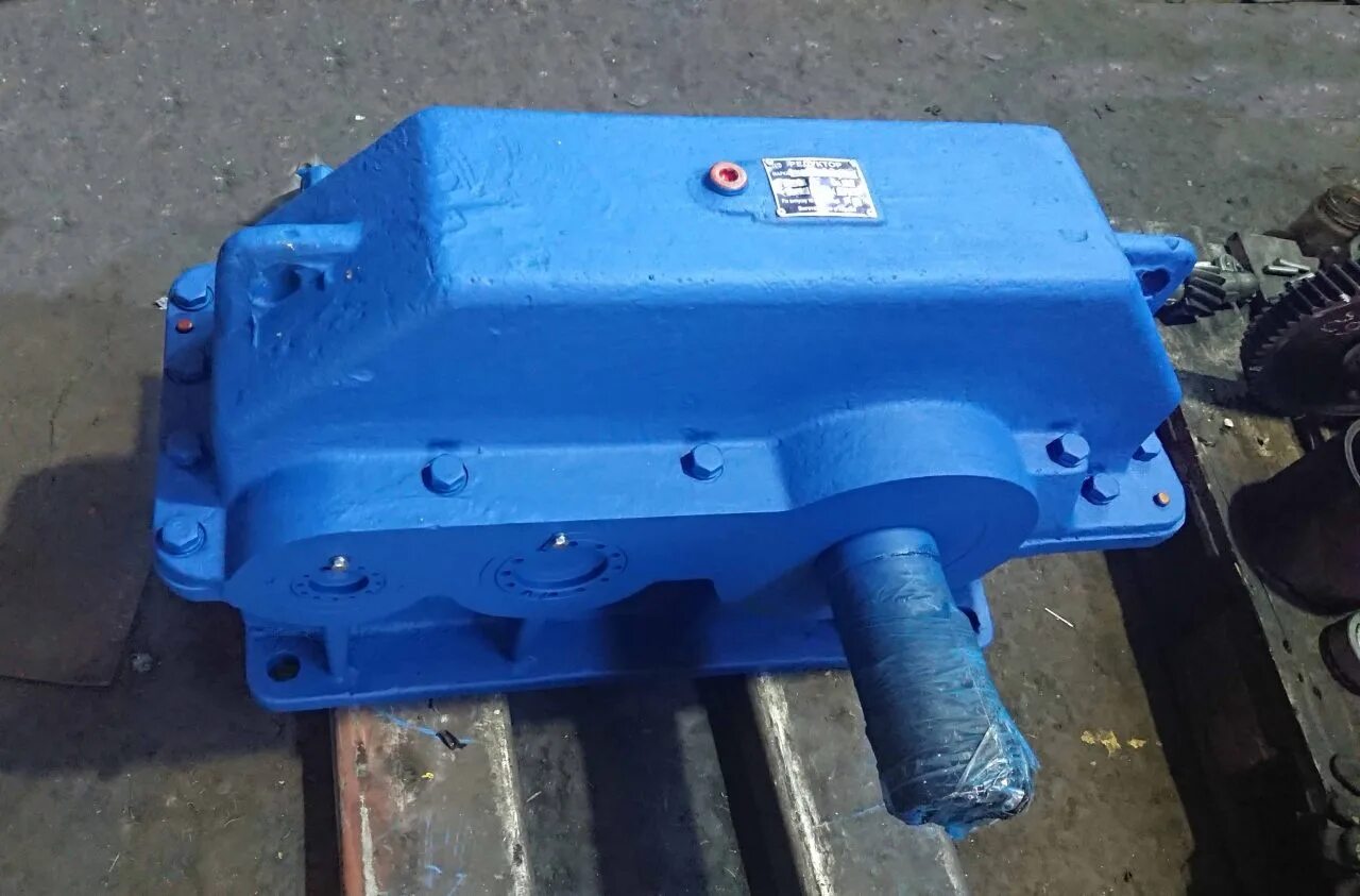 Редуктор 1ц2у-250-20-11. Редуктор 1ц2у-250-25-12п. Редуктор ц2у-250 20-1. Редуктор 1ц2у 100 10 12. Ц 2 250.