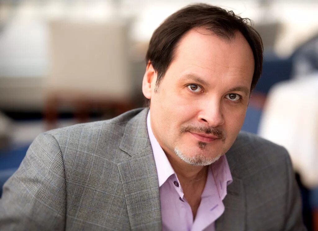 Аскар абдразаков оперный певец. Аскар абдразаков биография национальность. Аскар абдразаков уфа. Ильдар абдразаков маска. Абдразаков аскар и ильдар.