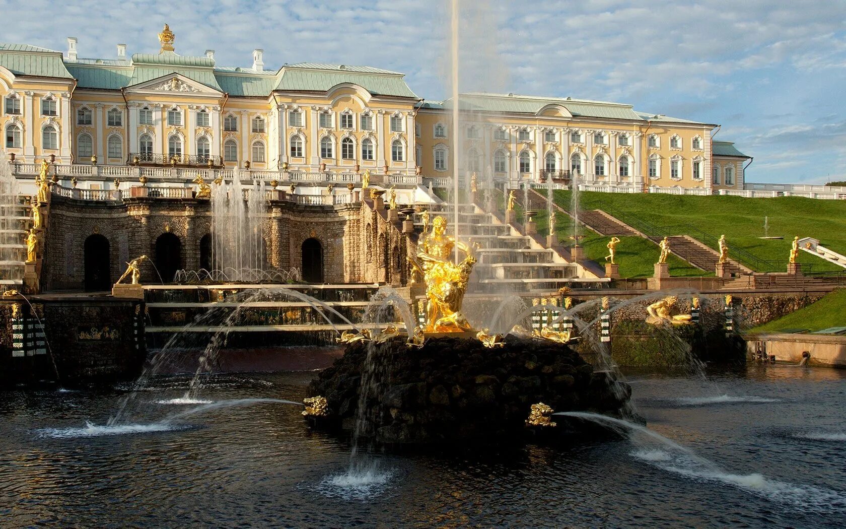 Большой дворец и большой каскад в петергофе. Версаль и петергоф. Музей-заповедник «петергоф» фонтаны. Петродворец в петергофе. Петергоф (дворцово-парковый ансамбль).