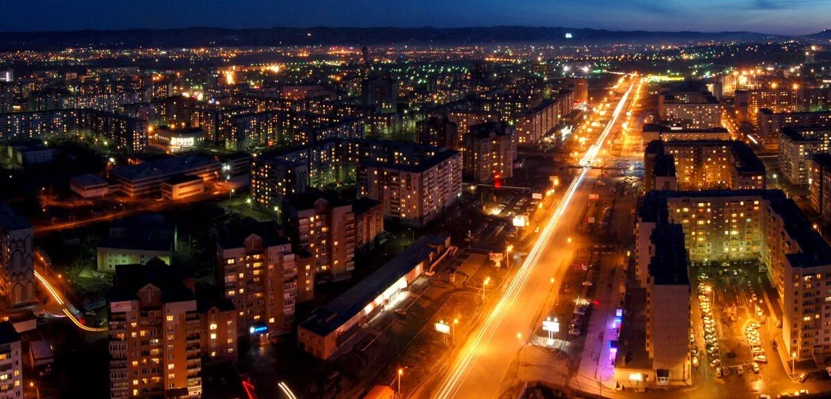 Проспекта купить в красноярске. Ночной Железногорск Курская область. Ночной Красноярск взлётка. Железногорск Курская область с высоты птичьего полета. Город Железногорск Курская область ночью.